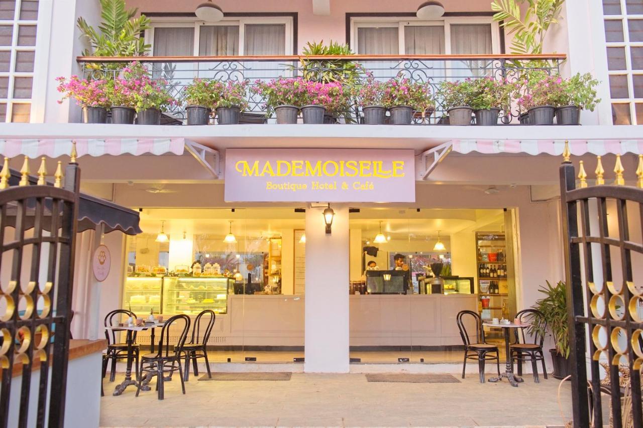 Mademoiselle Boutique Resort And Cafe Vagator Exterior foto